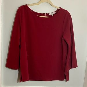 Red Top w Open Sleeves